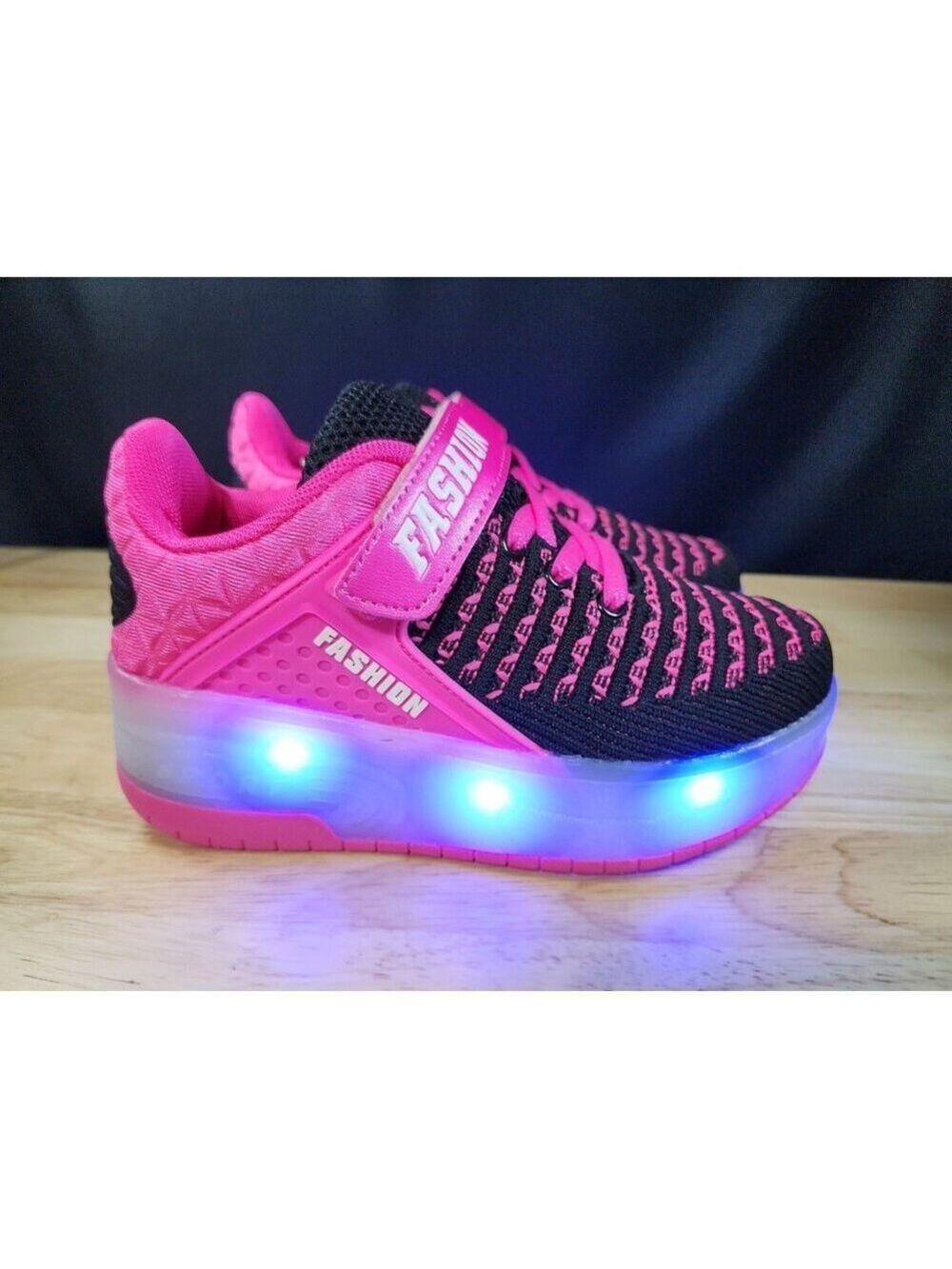 SKU# EA3015 Roller skates shoe 4 wheels size33 1.5 us kids